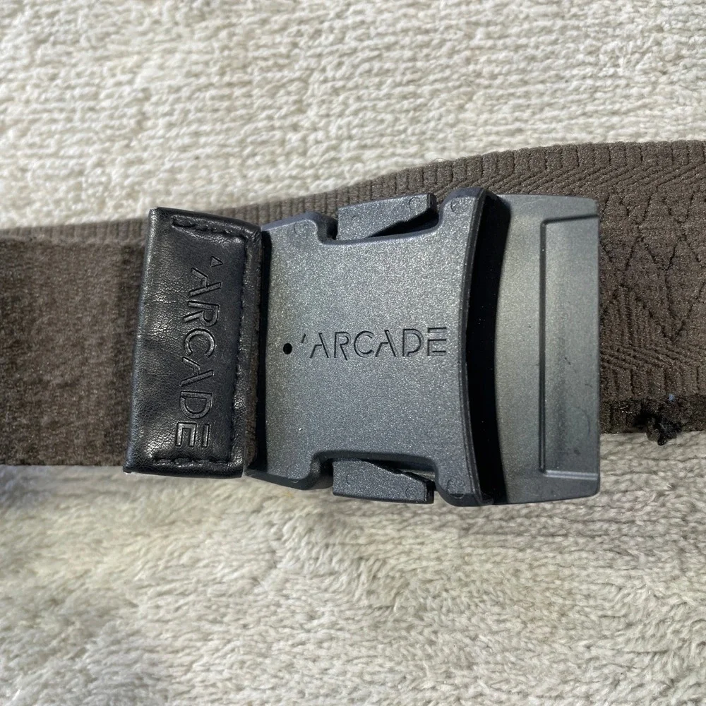 Arcade Adventure Belt Mens Adjustable Wood Grain Stretch Elastic Webbing